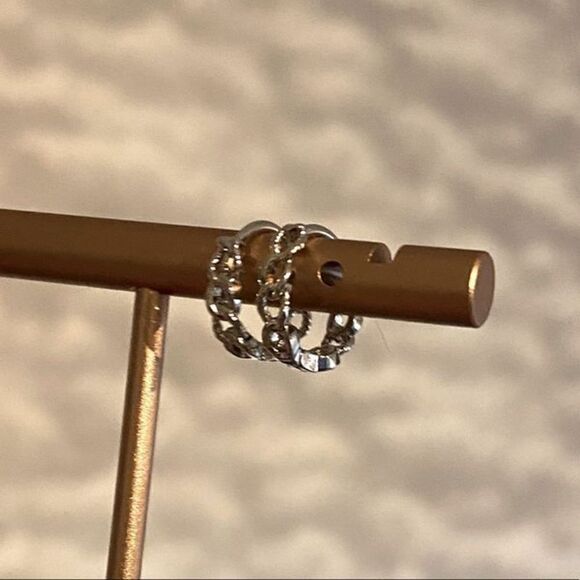 The Mini Chain Hoop dainty 925 silver huggie, hoop earrings. - Picture 8 of 10